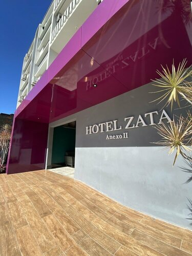Гостиница Hotel Zata e Flats в Крисиуме