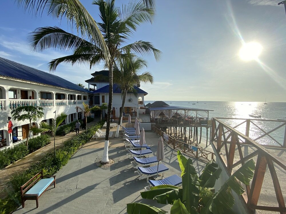 Фото Zenobia Beach Resort