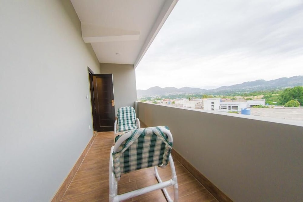 Фото Karakuram Hotel