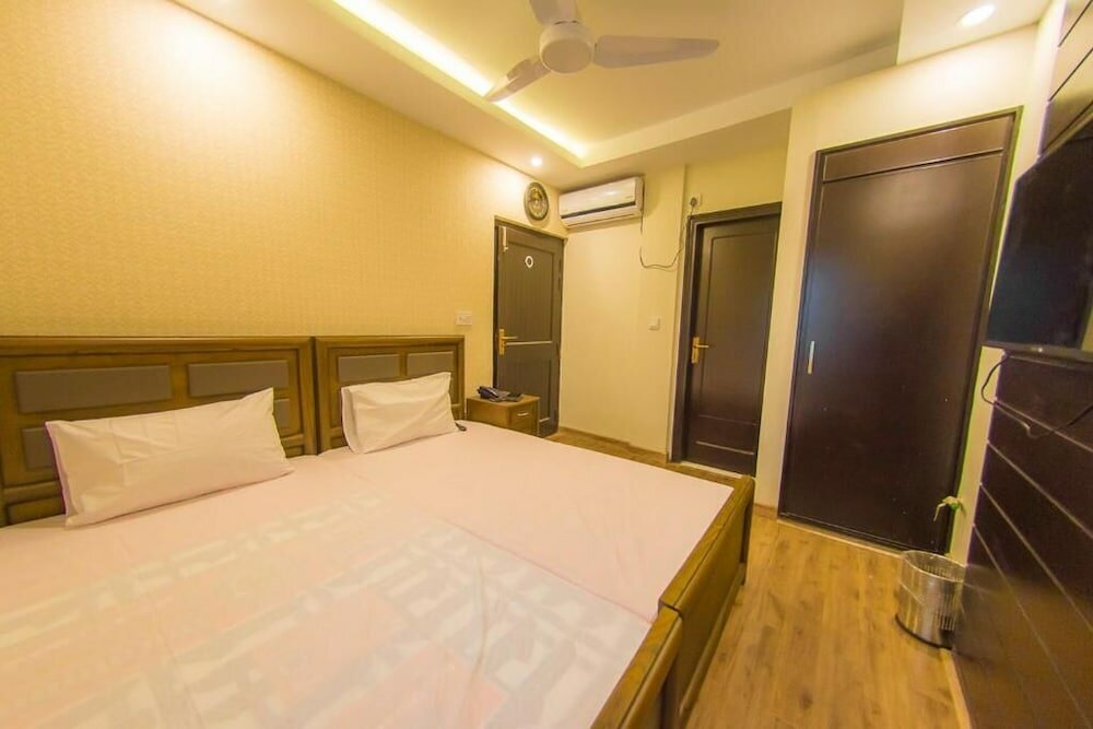 Фото Karakuram Hotel