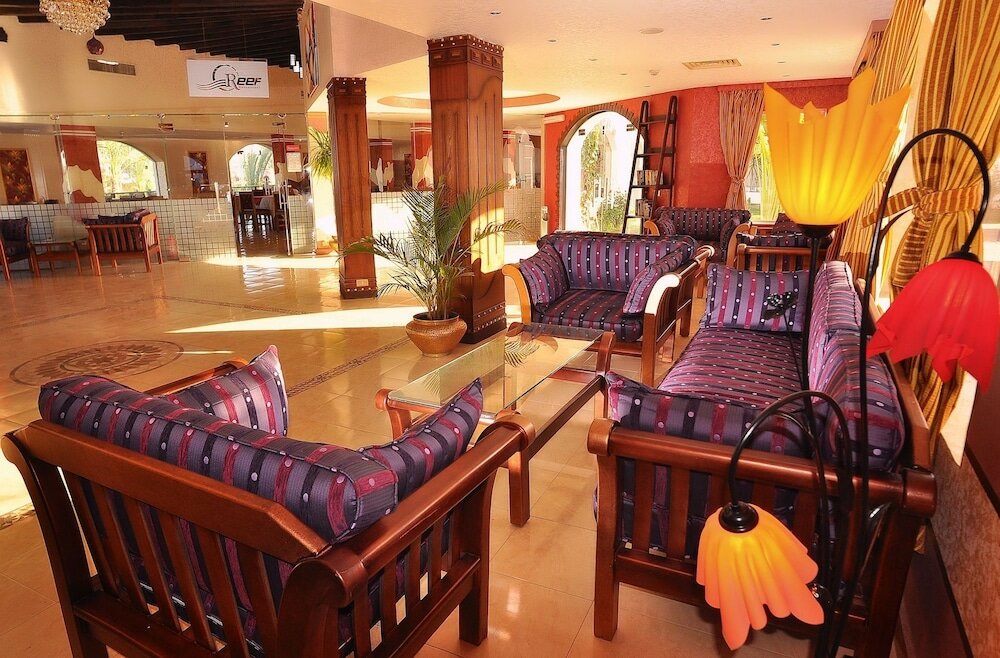 Фото Ocean Club Hotel