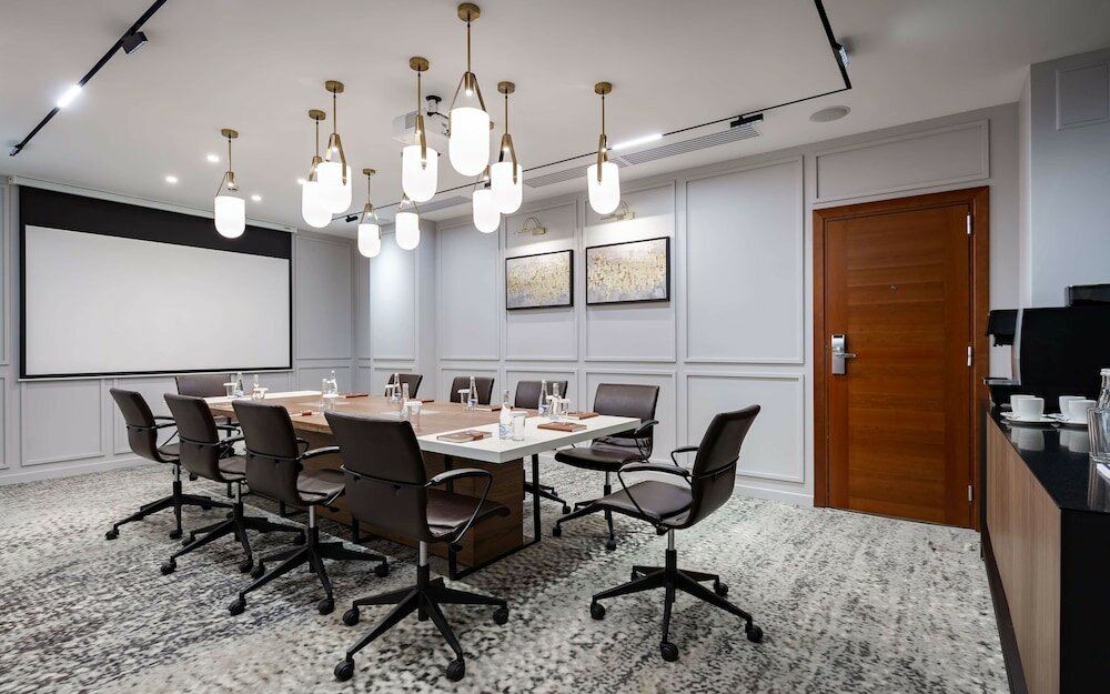 Фото DoubleTree by Hilton Hotel Novosibirsk