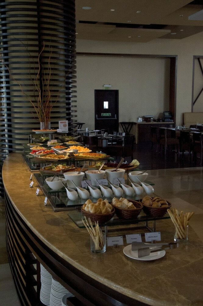 Фото Ramada Plaza by Wyndham Pune Hinjewadi