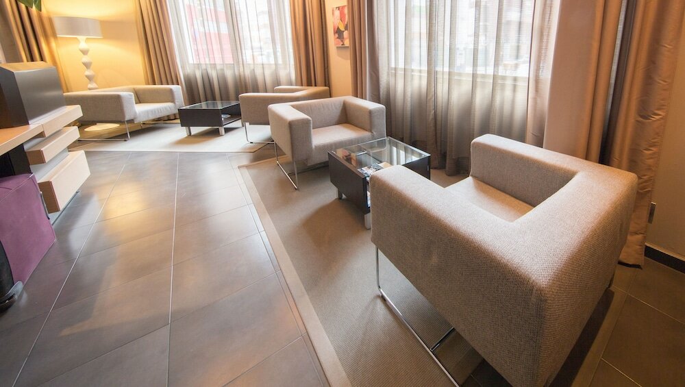 Фото Hotel Aroi Ponferrada