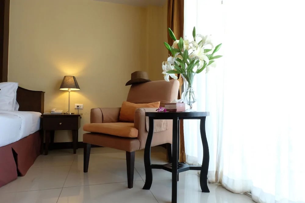 Фото Golden Sea Pattaya Hotel