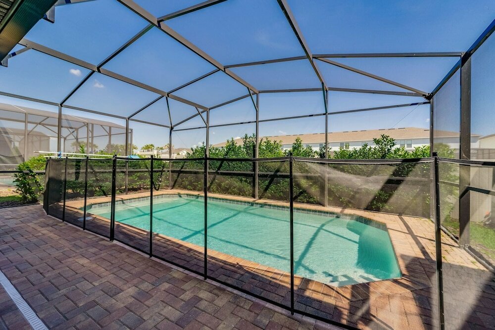 Фото Erin's Windsor at Westside Vacation Home