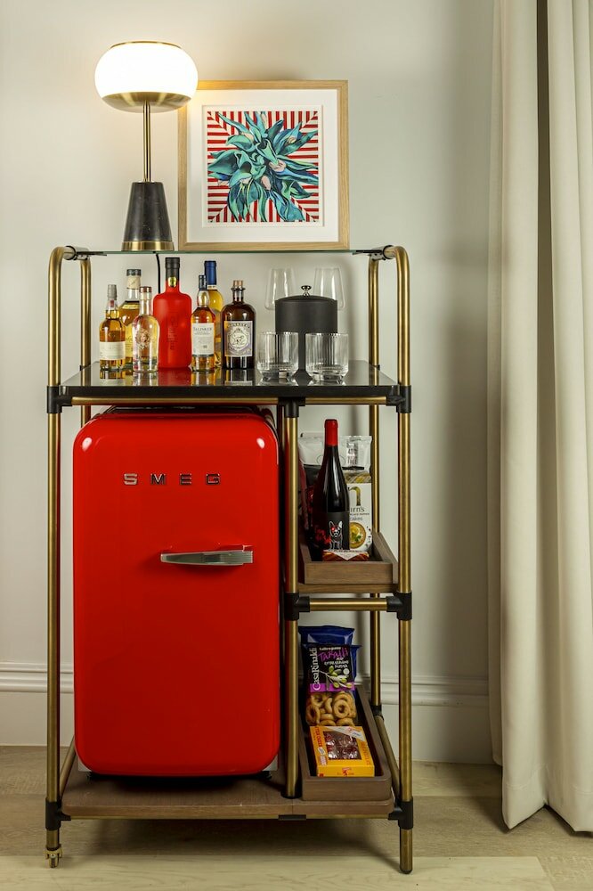 Фото Virgin Hotels Edinburgh