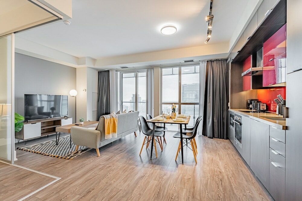 Фото The Bay Suites Mtcc Cn Tower