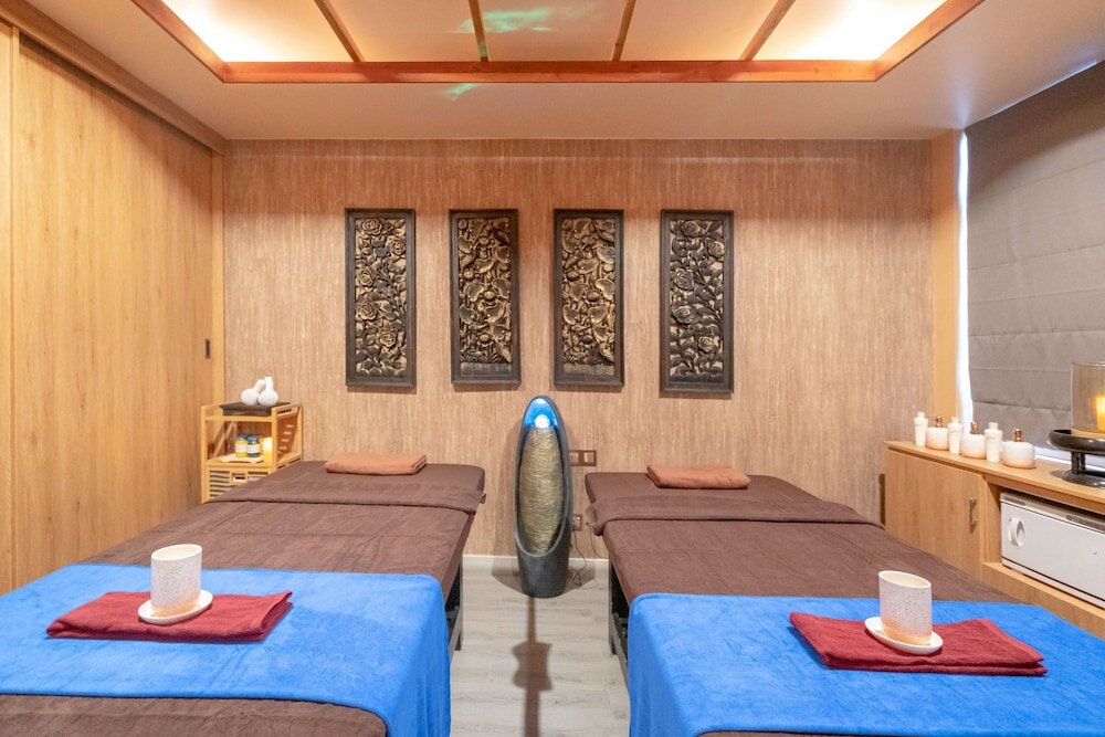 Фото Ayala Oceanview