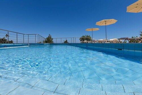 Гостиница Cozy Vintage Style sea View Apartment Shared Pool