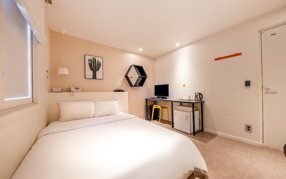 Фото Daejeon Yongjeon Hotel Ben