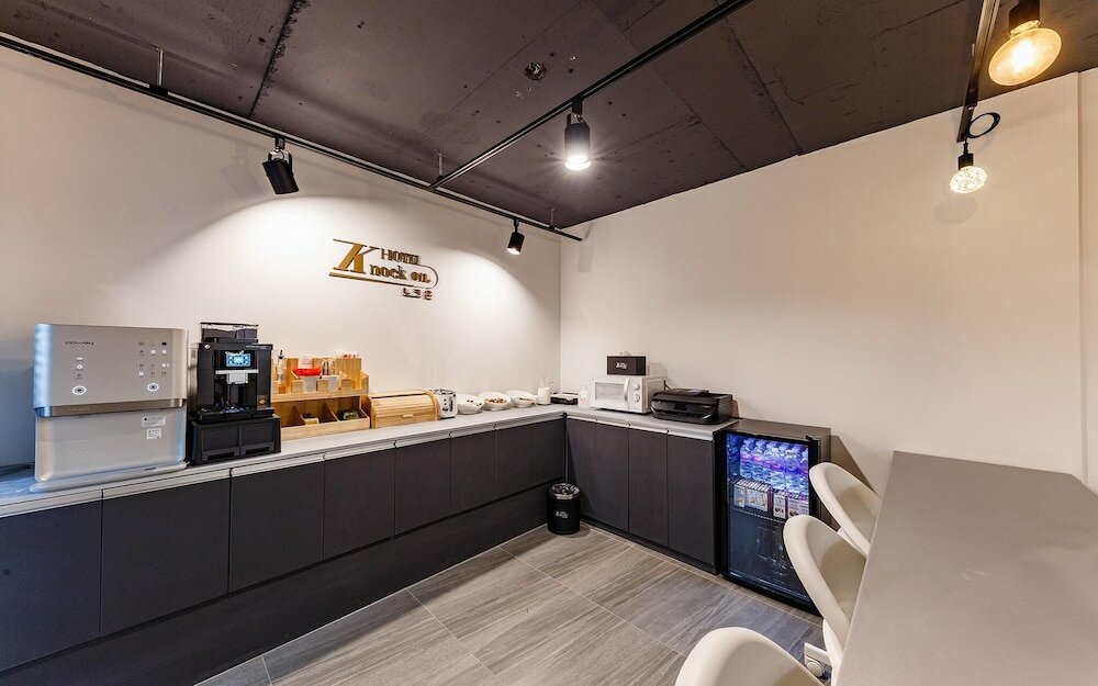 Фото Daejeon Daeheung Hotel Knock On