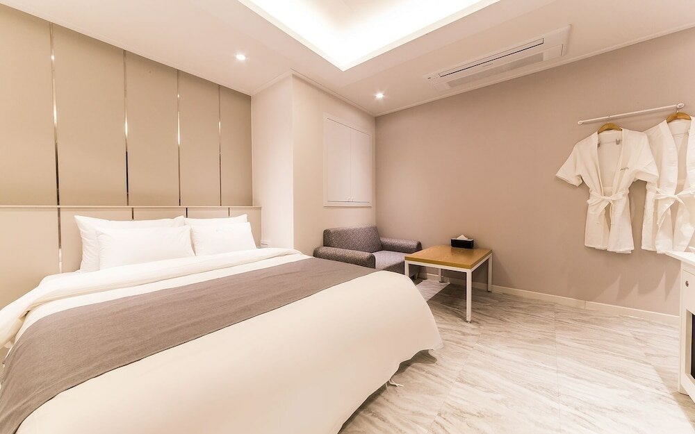 Фото Suwon Hotel Jun