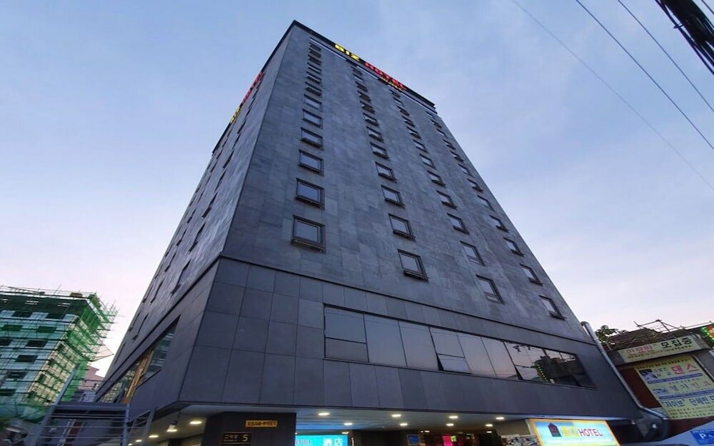 Фото отеля 1