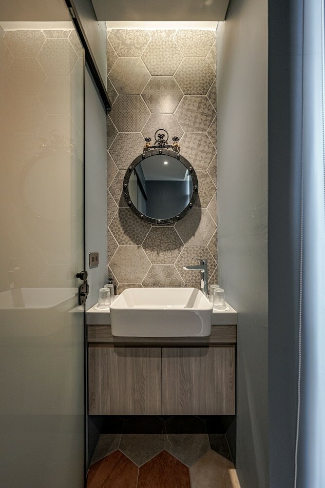 Фото Oinn Hotel & Hostel Chiayi