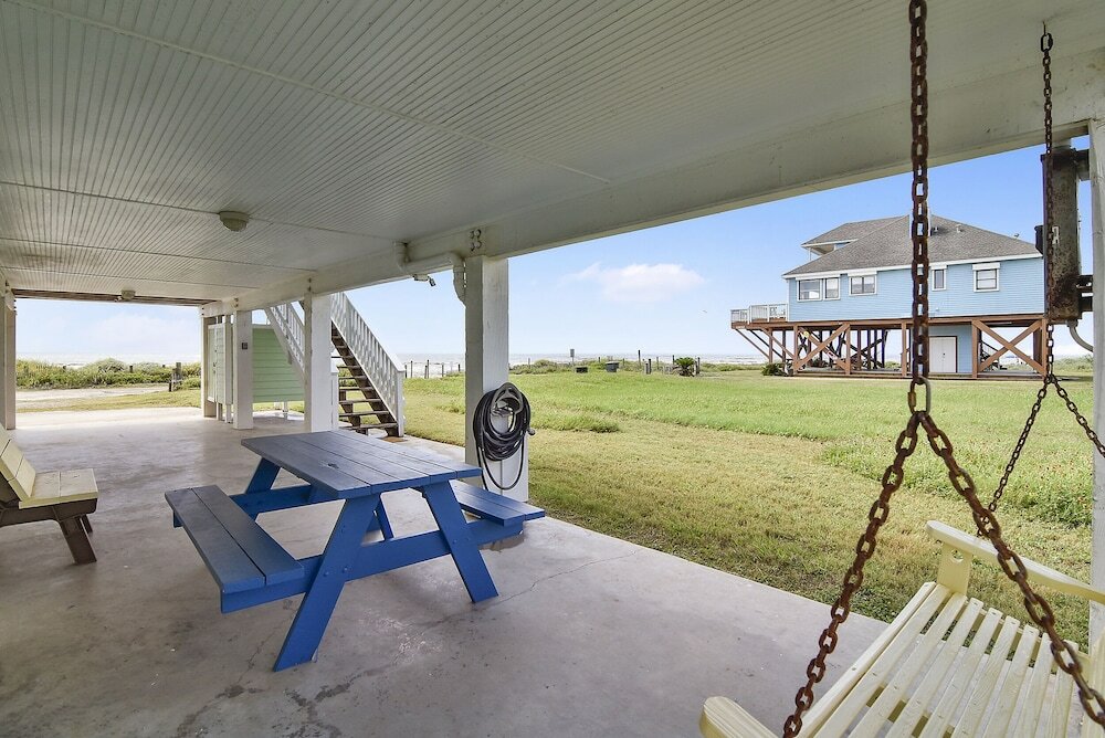 Фото Paradise Found