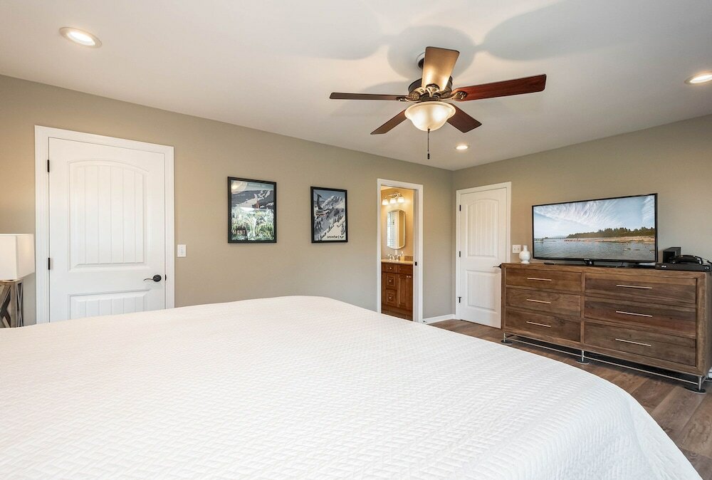 Фото Ski to Shore Chalet