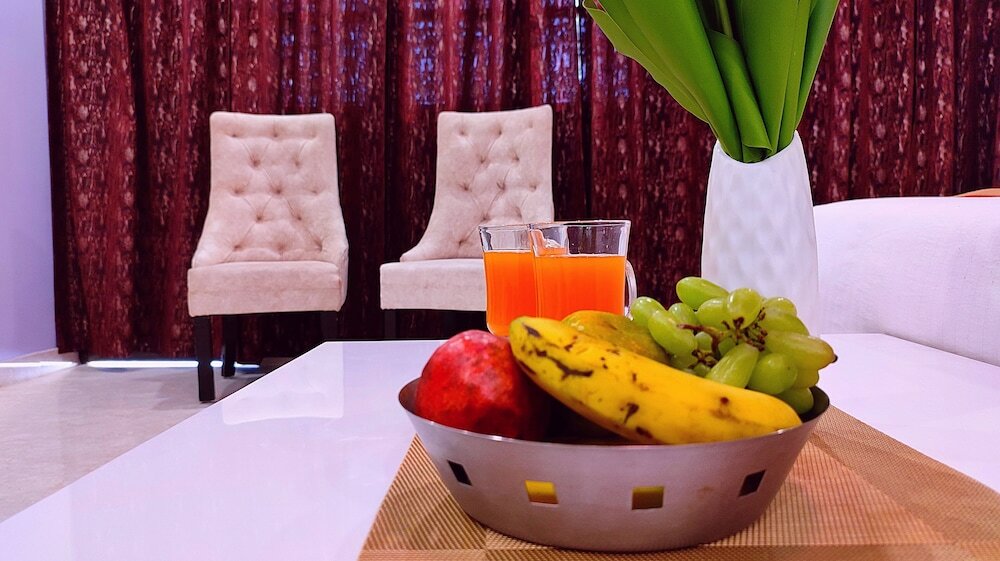 Фото Hotel Aradhna Inn by ShriGo Hotels