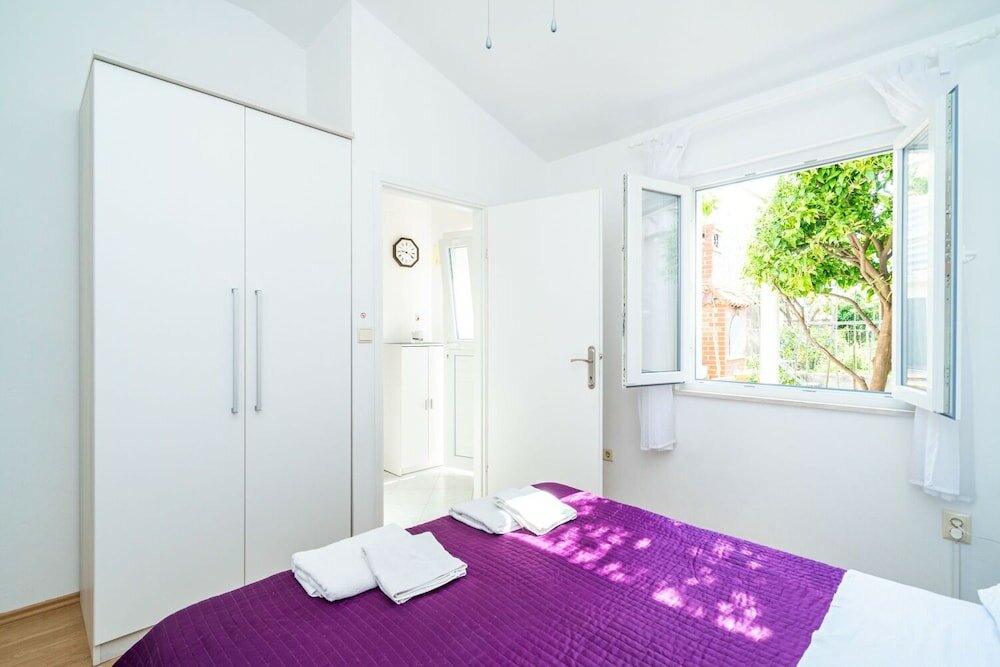 Фото Pero - Free Parking - A2