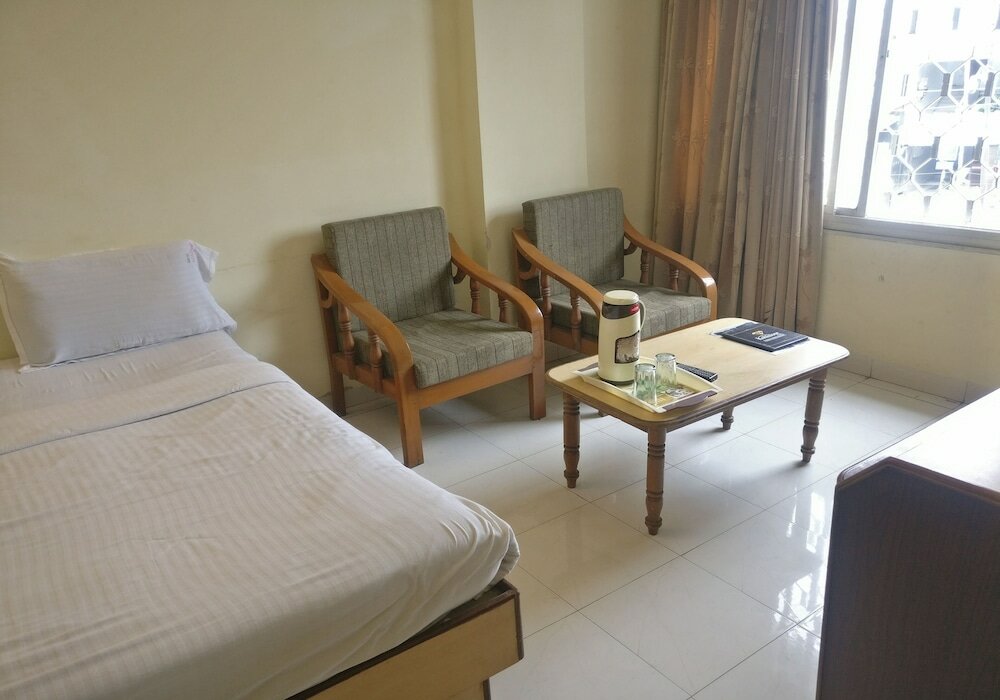 Фото Hotel Kohinoor Plaza