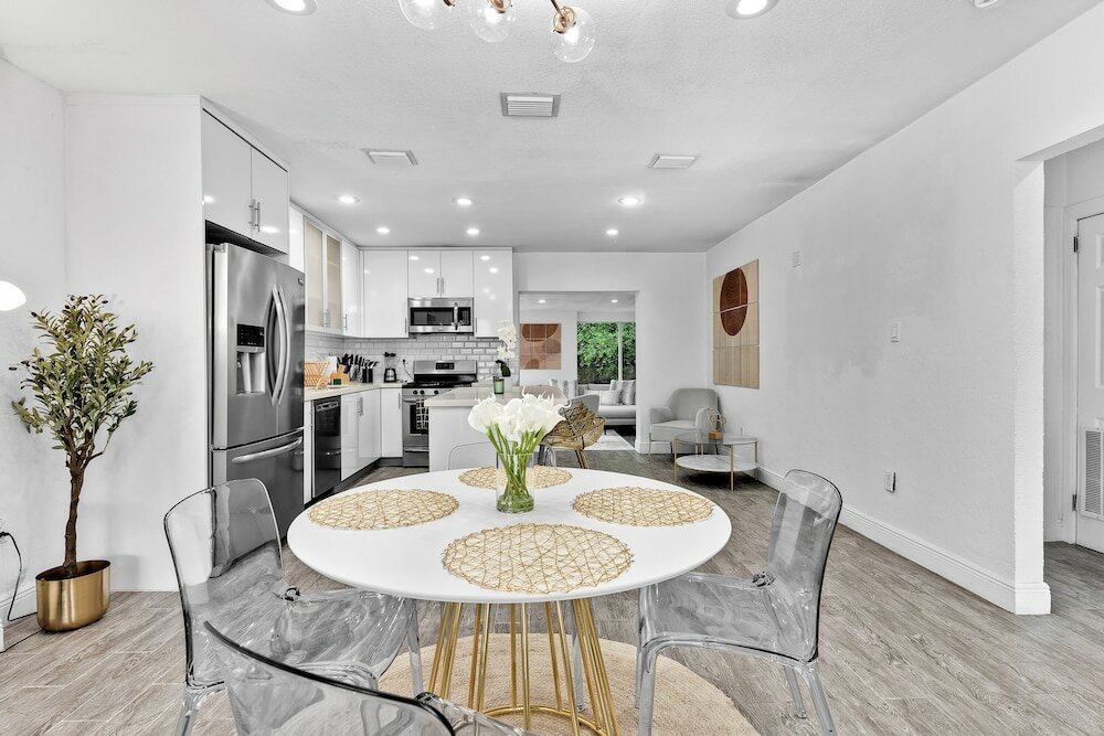 Фото Design District Luxe 3bd Home