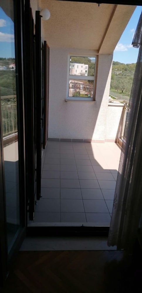 Фото Damir - on the sea Side - A1