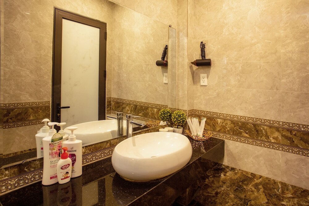 Фото Duc Anh Hotel