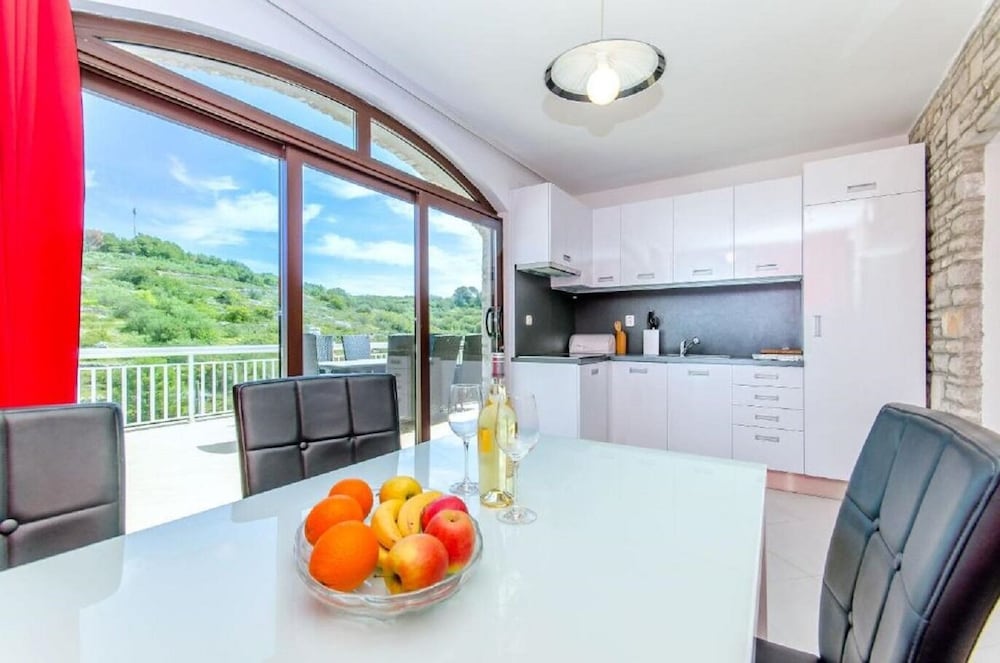 Фото Star - With Swimming Pool - A5