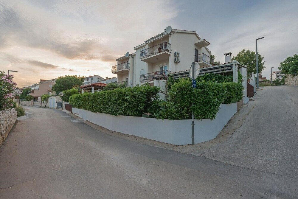 Фото Brane - 100m From the Beach - A2 Damira