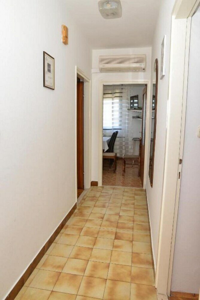 Фото Vinko - 100m From Beach - B2