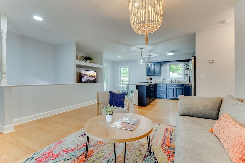 Фото The Guest House - Carriage House