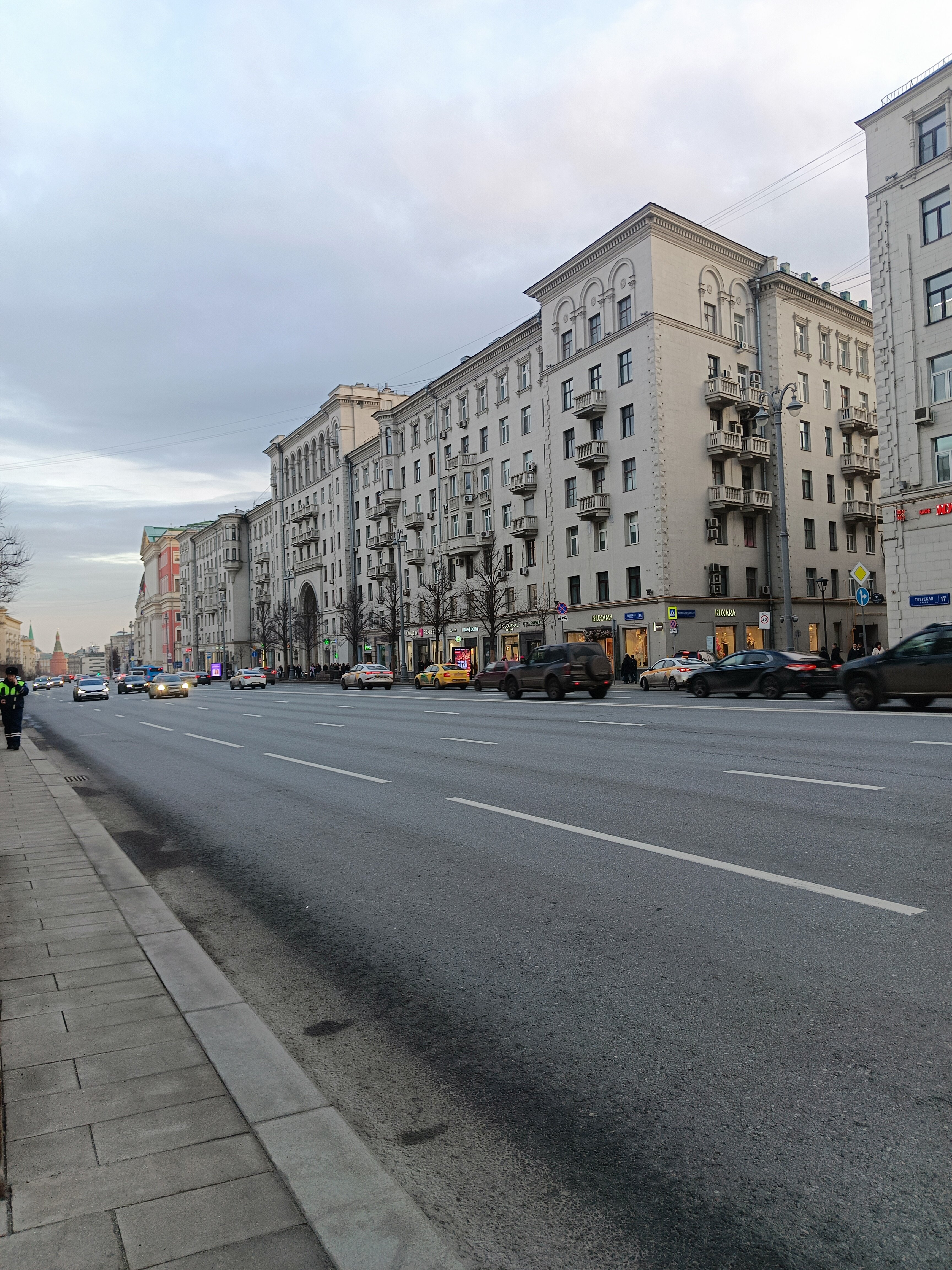 Фото Издатель