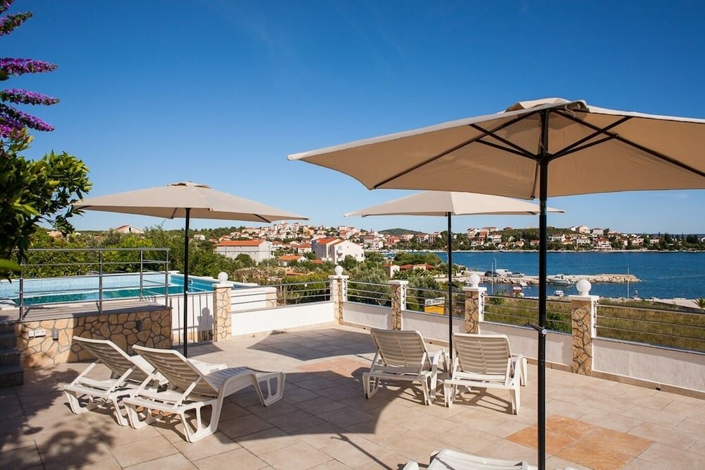 Фото Rose - 30 m From the Beach - A3