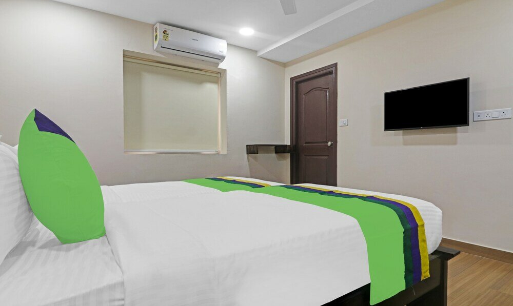 Фото Treebo Trend Purple Square