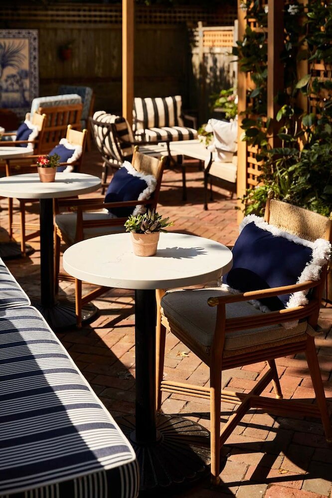 Фото Blue Iris by Life House