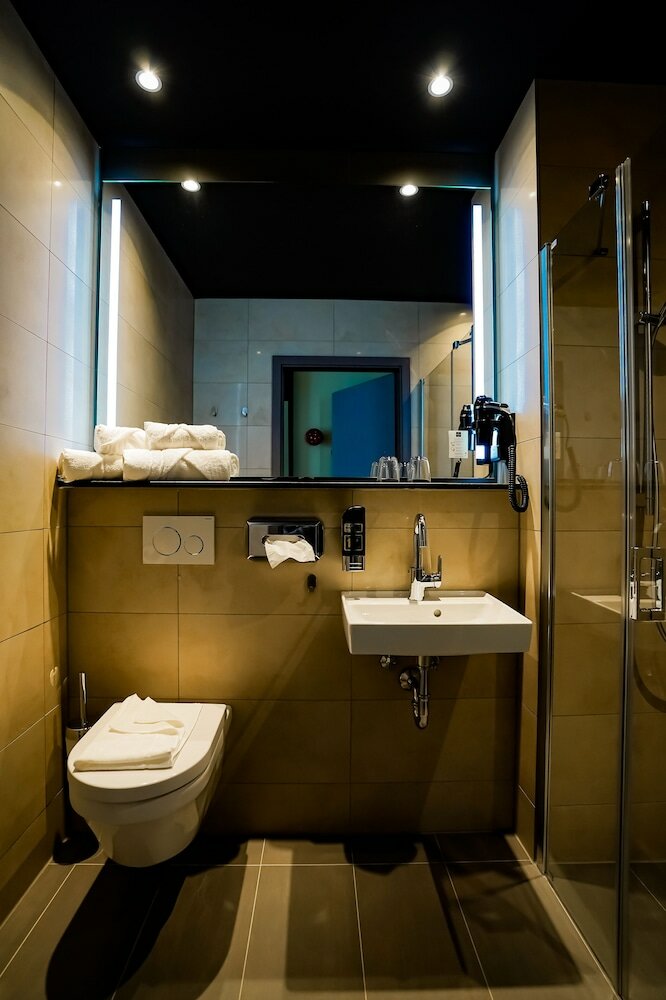 Фото Hotel Viktorosa