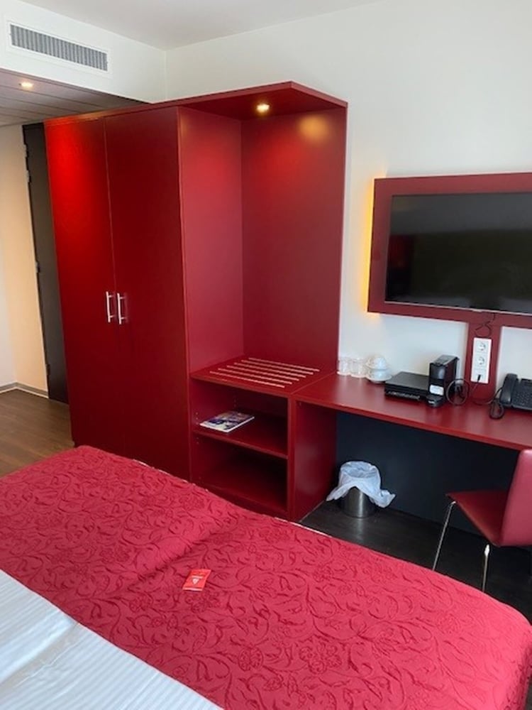 Фото Amedia Amsterdam Airport, Trademark Collection by Wyndham