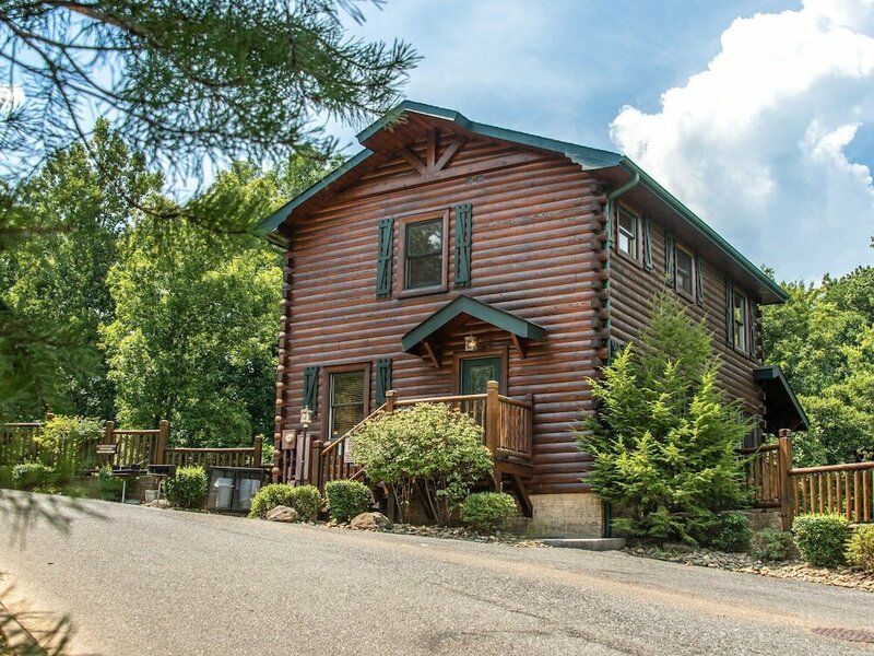 Гостиница Old Hickory Lodge - Four Bedroom Cabin