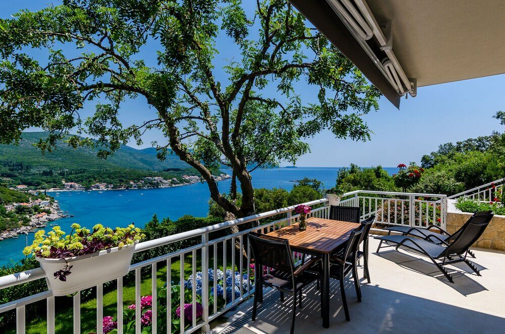 Фото Apartments Sara