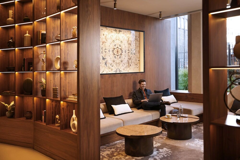 Фото Canopy by Hilton London City