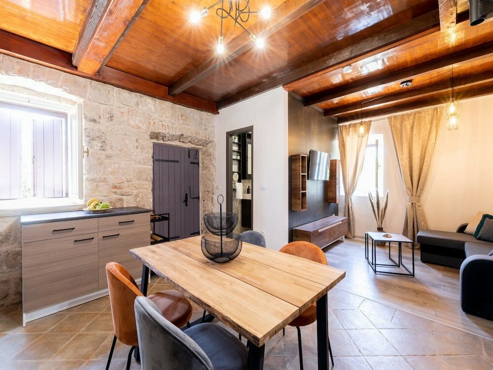 Фото Stone House Prapatna