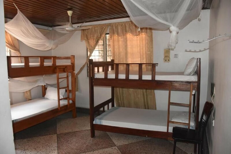 Гостиница Kituri Royal Annex в Дар-эс-Саламе