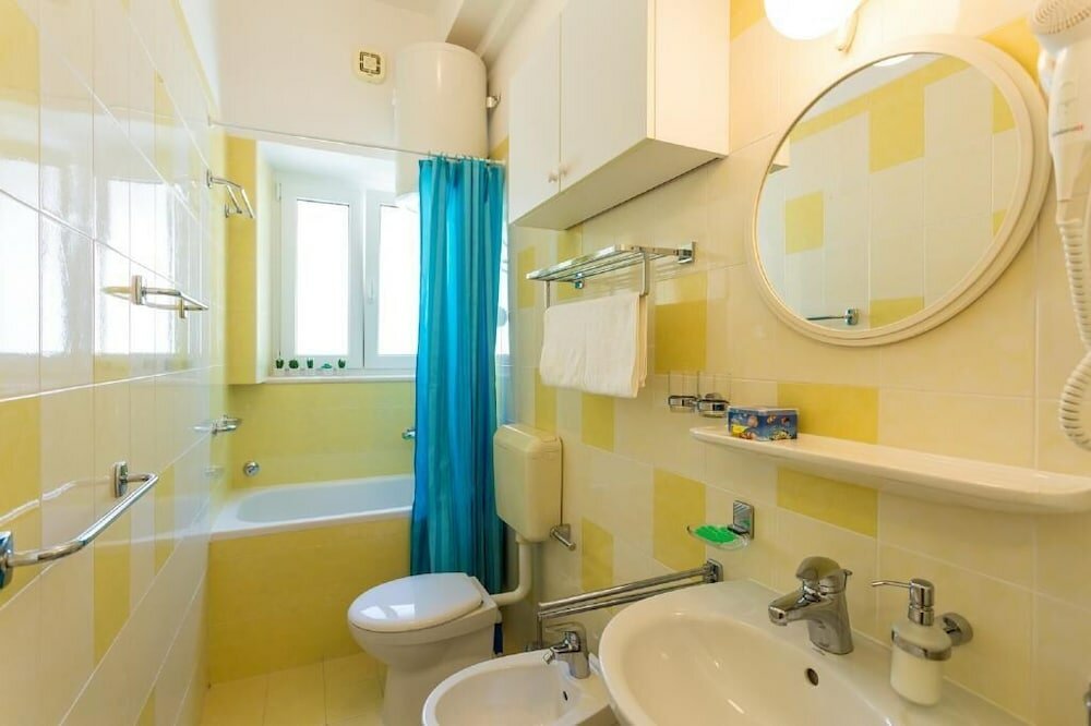 Фото Ploce Apartmani - Natasha