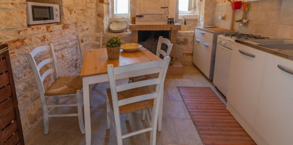 Фото Dimora Palmisano Villa & Trulli