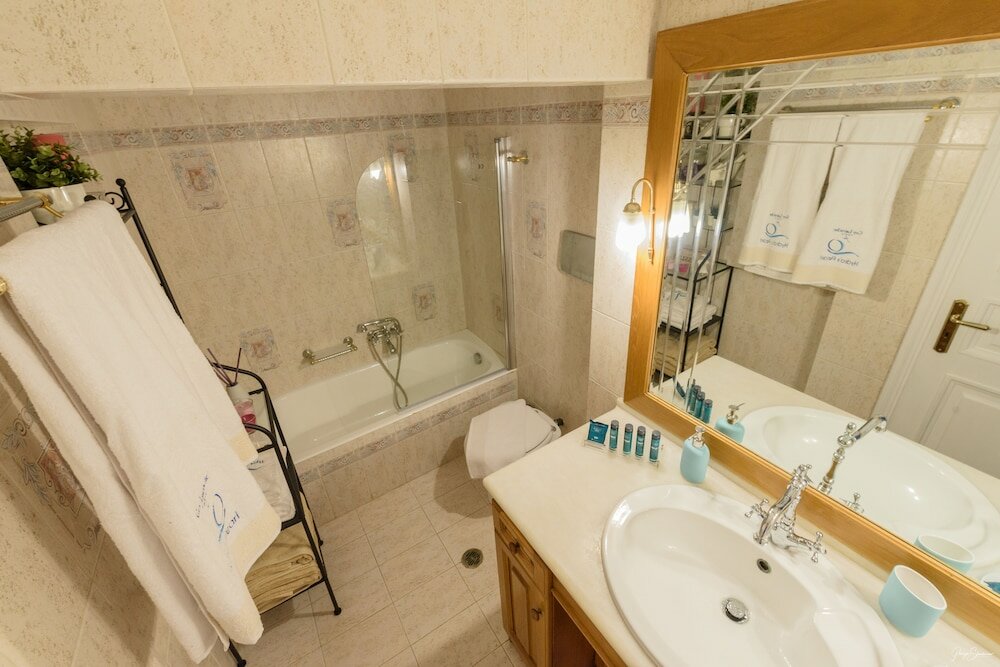 Фото Hydra's Pearl - Blue Pearl