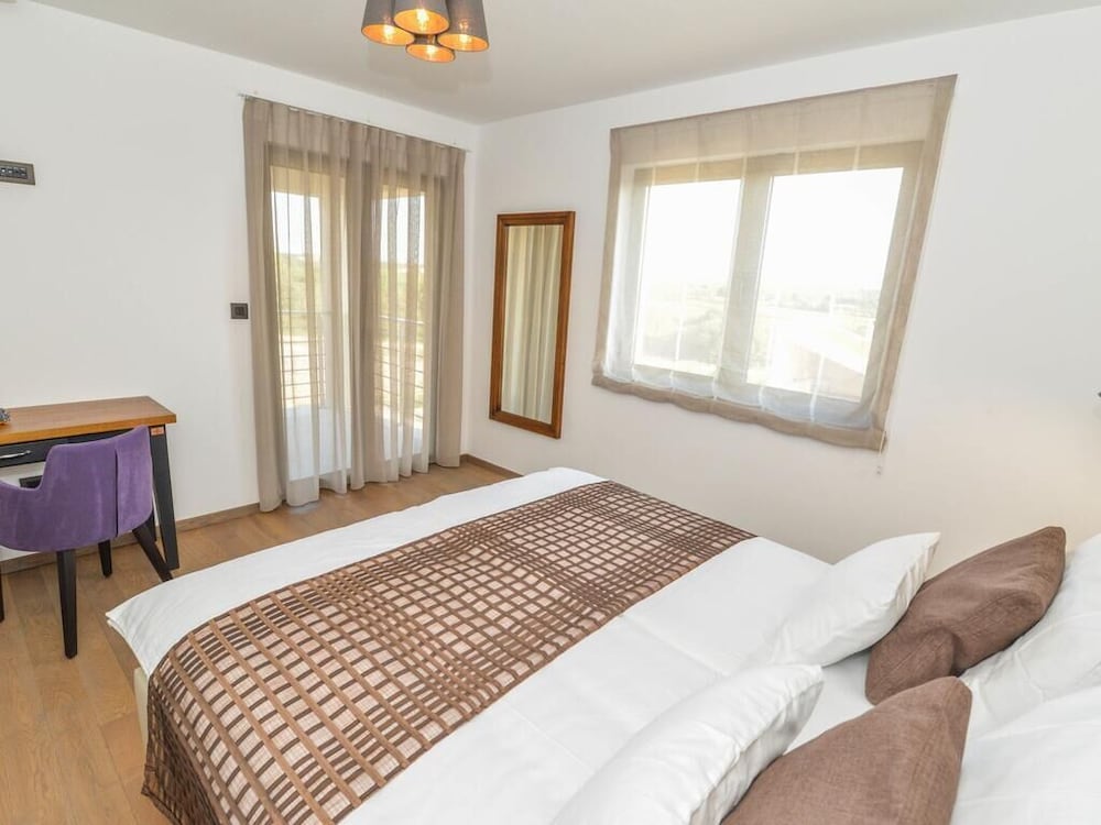 Фото Villa Petra