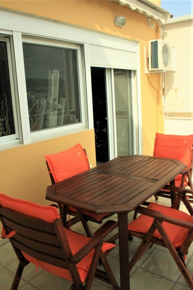 Фото Zennova 14 Chanioti's Summer Family Aprtm