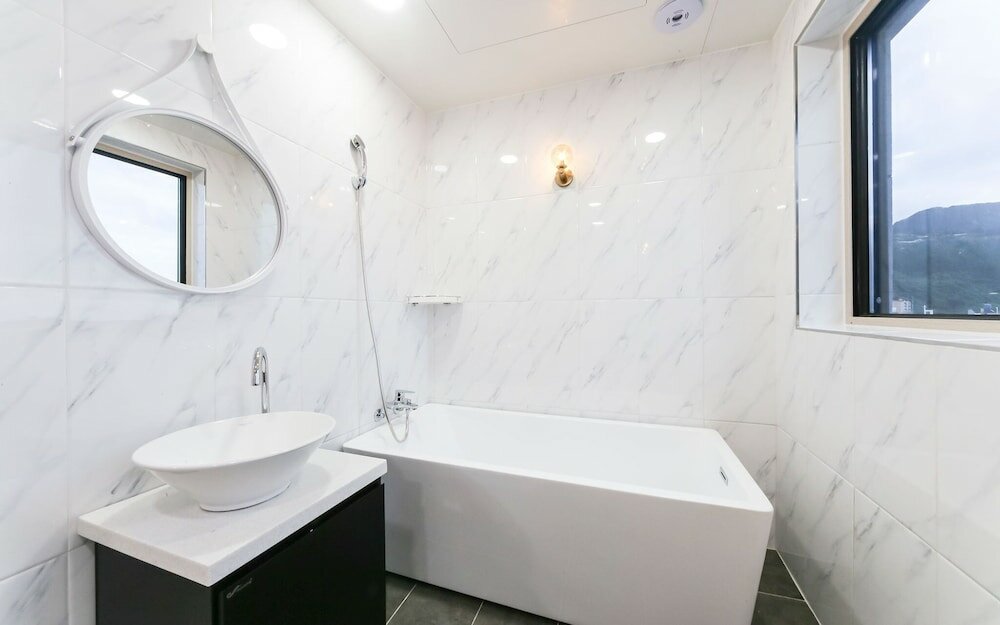 Фото Ulleung With Ulleung