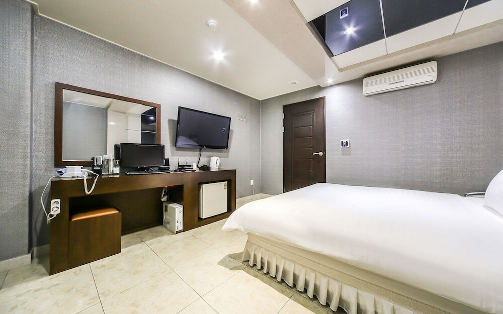 Фото Changwon Sangnam-dong Q