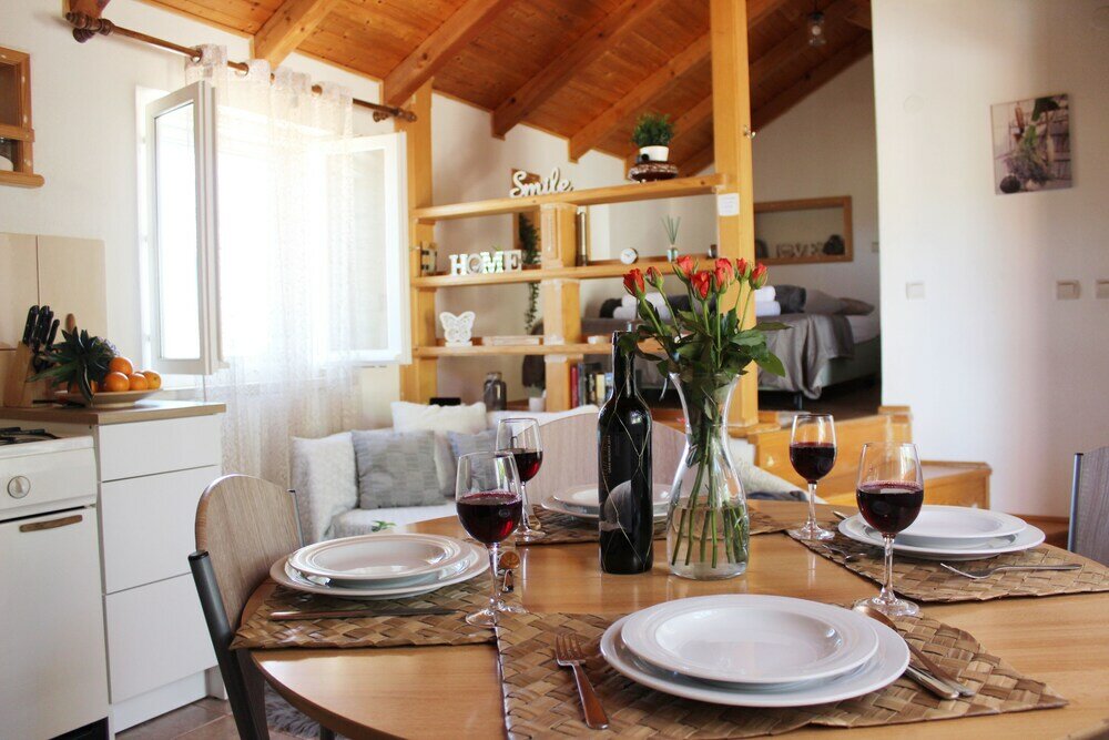 Фото Robinson House Dubrova